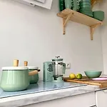 Hidden Gem In 10min Everywhere Lägenhet